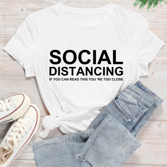 Tops - 🎉Host Pick🎉 Womens Graphic Tee Social Distancing